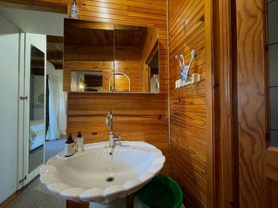 10 Bedroom Property for Sale in Roodefontein AH Western Cape
